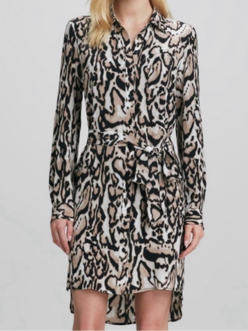 Diane von Furstenberg Beige Black Animal Print 100% Silk Shirt Dress.‎ Size 8